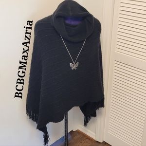 ❣️HP❣️BCBGMAXAZRIA black fringe cowl neck knit poncho ruana sz: S/M